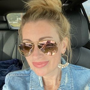 Meet your Posher, Ryann